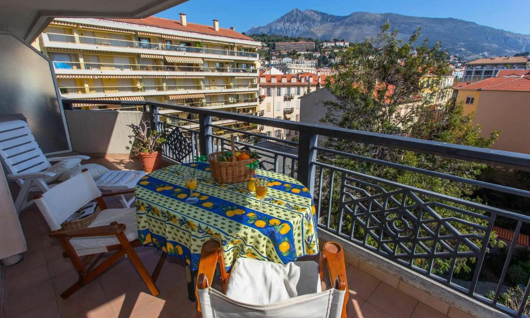 Residence Les Daturas - Giotto - Centre Ville Avec Terrasse Et Parking Mae-9254 location